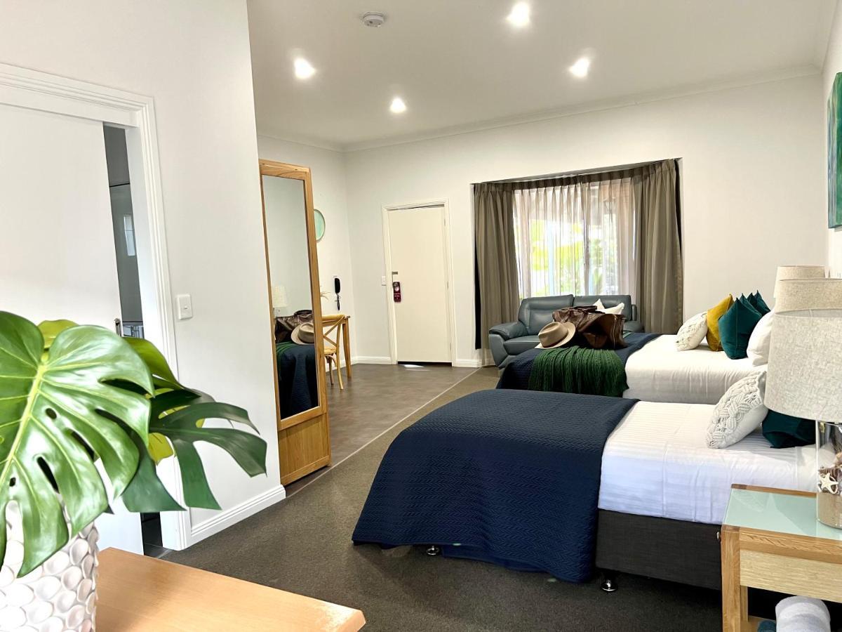 Coastal Waters Motor Inn Lakes Entrance Exterior foto