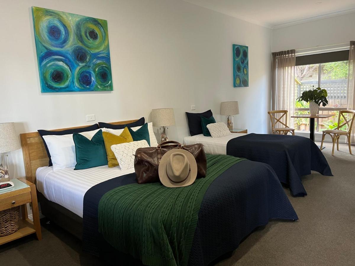 Coastal Waters Motor Inn Lakes Entrance Exterior foto