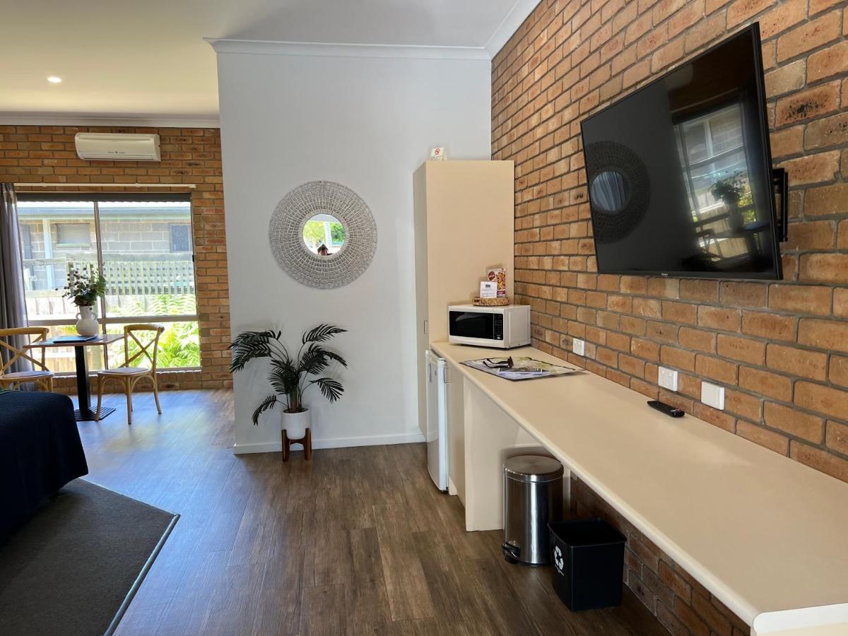 Coastal Waters Motor Inn Lakes Entrance Exterior foto